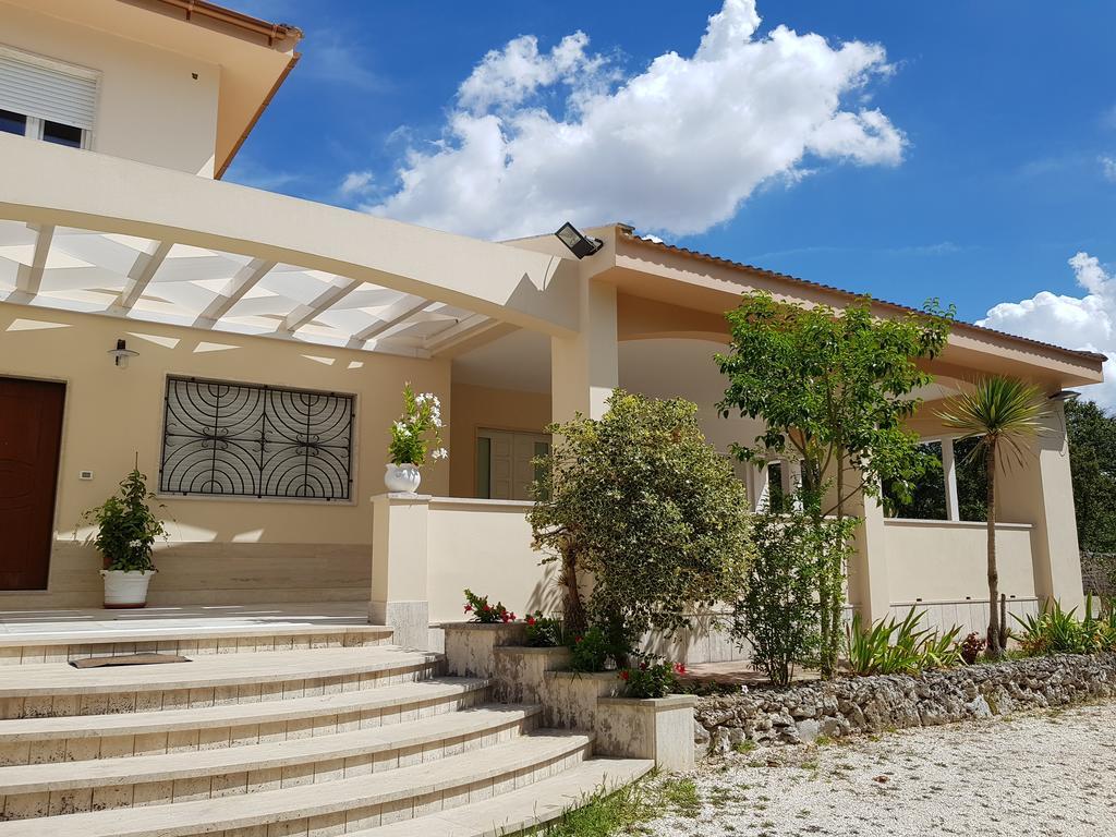 Villa Venus Woods Мартина-Франка Экстерьер фото
