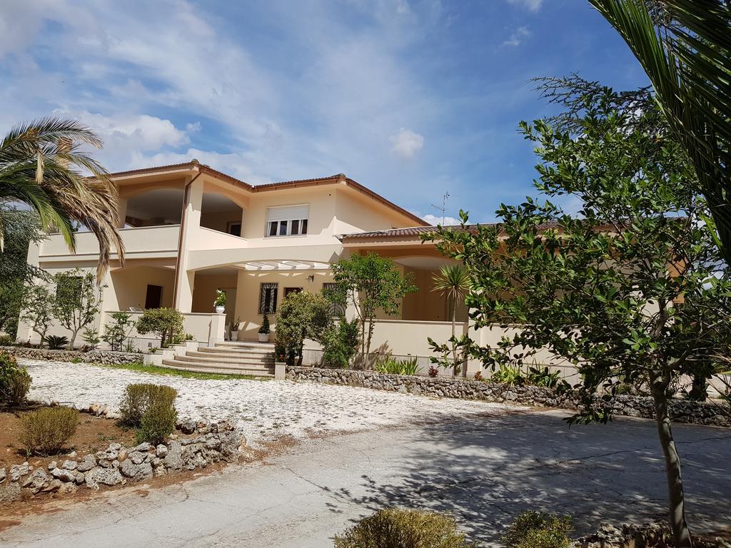 Villa Venus Woods Мартина-Франка Экстерьер фото